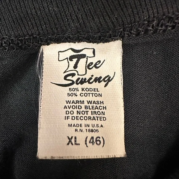 Vintage 1990s New Kids on the Block Concert Black Graphic T-Shirt w/ Band Print - Picture 5 of 5